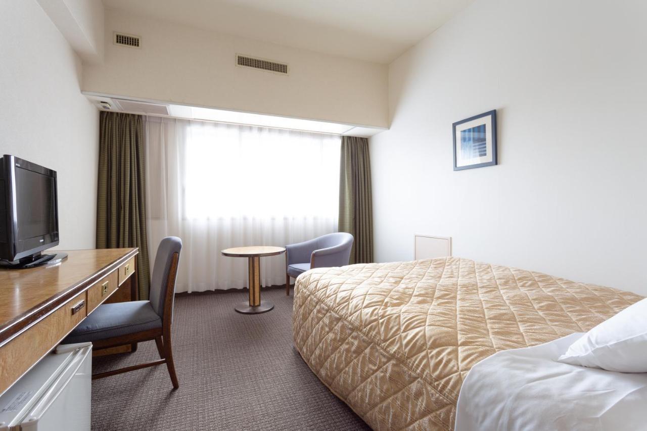 อาร์ท โฮเทล นาริตะ Hotel ภายนอก รูปภาพ