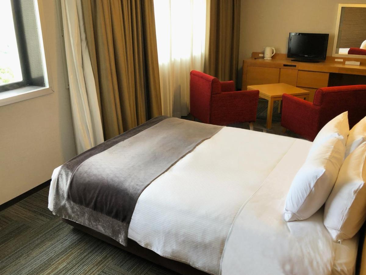 อาร์ท โฮเทล นาริตะ Hotel ภายนอก รูปภาพ