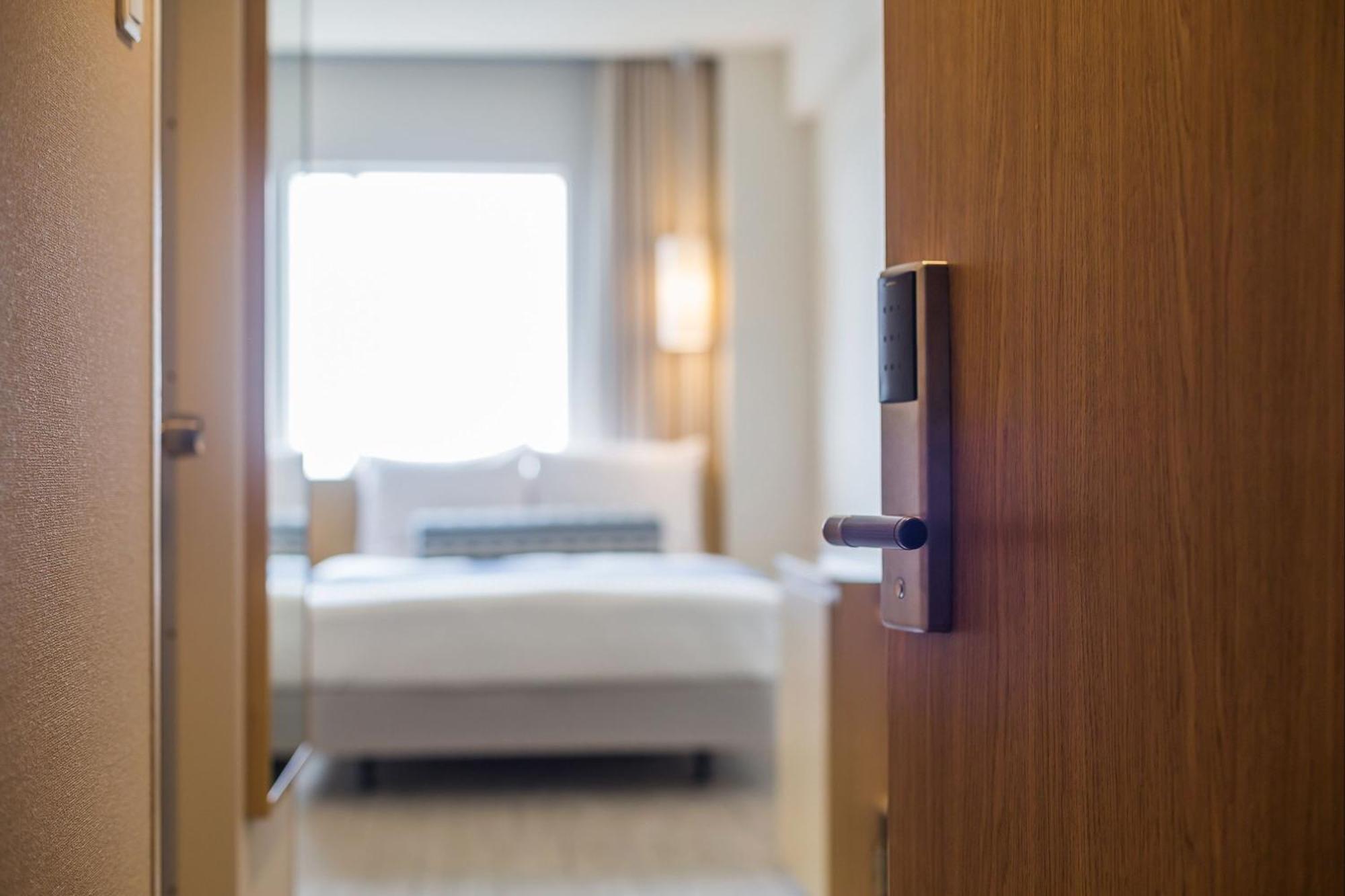 อาร์ท โฮเทล นาริตะ Hotel ภายนอก รูปภาพ