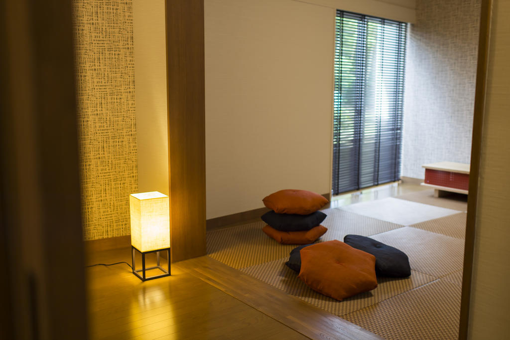 อาร์ท โฮเทล นาริตะ Hotel ภายนอก รูปภาพ